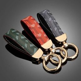 Fashion Key Chain Buckle Lovers Car Keychain Designer Handmade Leather Design Keychains Men Women Bag Pendant Home Accessories Holiday Gifts