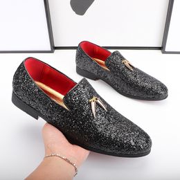 Men's Casual Shoes Men Fashion Sequins Bling Glitter Party Wedding Flats Mens Light Comfortable Driving Loafers Moccasins