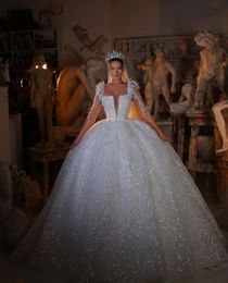Exquisite Ball Gown Wedding Dresses V Neck Long Sleeves Sequins Appliques Beaded Floor Length Ruffles 3D Lace Zipper Plus Size Bridal Gowns Plus Size Vestido de novia