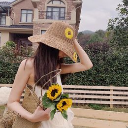Wide Brim Hats Summer Sun Protection Big Eaves Flower Woven Straw Hat Fisherman For Women