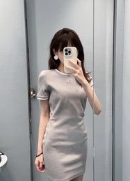 Casual Dresses Summer Monogram Logo Colour Matching Small Lace Knitted Dress Slim Skirt Sticker Letter Fit Short Sleeve Wrap Hip