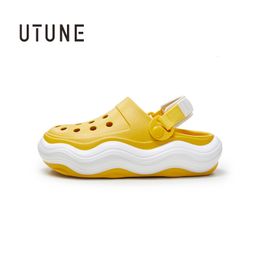 Sandals UTUNE Wave Hook Loop Cool Women's Men Summer Sandals Platform Thick Sole Garden Shoes Beach EVA Female Male Slides Slippers 230713