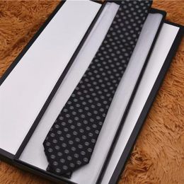 2021 Men's tie Luxury designer business Necktie bow ties embroidered label Neckwear brand box3416