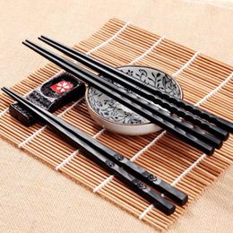 Chopsticks Reusable Multi-Style Non-Slip Sushi Pot Stick Grade Plastic Japanese Board Palillos Chinos#H