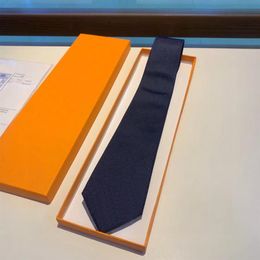 Luxury Designer Men's Tie 8 0cm Silk Jacquard Brand Ties Men Letter Print Neckwear Formal Business Wedding Party with Box Clo1866