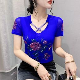 Jeans New 2023 Summer Short Sleeved Women's Tshirt Fashion Sexy Vneck Hot Diamond Mesh Tops M3xl High Strecth Female Blusas