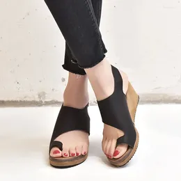 Toe Soft Sandals Casual Big Foot Correction Sandal Orthopedic Bunion Corrector Women PU Leather Shoes Comfy Platform Flat Sole 80940