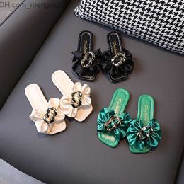 Slipper Girls' Summer Slider Ribbon Bow Beautiful Outdoor Children's Slider Square Toe 26-36 Modern Tri Colour Flat Children's Sandals Z230713