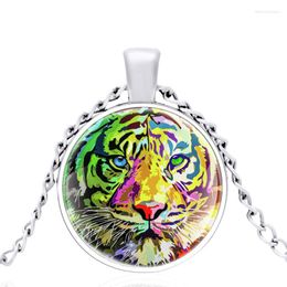 Pendant Necklaces Fashion Oil Painting Tiger Design Glass Dome Charm Cool Necklace Men Women Jewelry Gifts