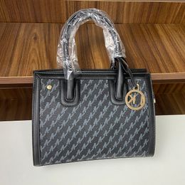 Brand Designer Totes Handbag for Women Hand Bag Purse LaoDong6617
