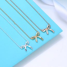 S925 Новое ожерелье для женщин Эмали T Series Bow Bow Heart Clainte Chaine Fashion Fashion Luxury Wedding Giver Designer Jewelry с коробкой