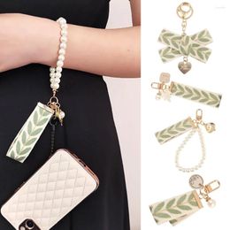 Keychains Fashion Pearl Beads Lanyard Pendant Keychain Leaf Embroidery Ribbon Wristlet Strap Keyrings Bag Ornaments Car Trinket Key Holder