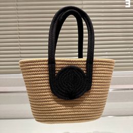 Дизайнерская сумка с тотацией женщин 2023 Лето Новая роскошная сумка сумки сумки сумочки на плечах высококачественных пляжных сумков
