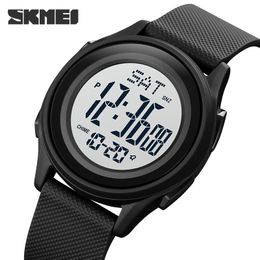 Outdoor Sport Watch Men Multifunction Watches Alarm Clock Chrono 5Bar Waterproof Digital Watch SKMEI Relogio Masculino