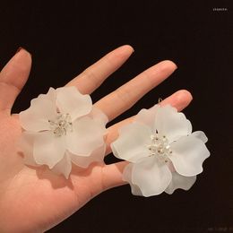 Dangle Earrings 2023 Chic Korean Temperament White Petal Big Statement Flower Earring Girl Jewelry