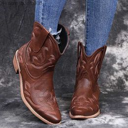 Boots Western Cowboy boot artificial leather winter shoes retro ethnic women's shoes embroidered shoes large women's shoes Botas Mujer Z230713