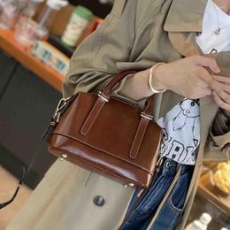 Evening Bags Motingsome Luxury Cow Plant Tanned Leather For Women Top Handle Retro Shell Bag Shoulder Cowhide Satchel Ladies Purses 2023