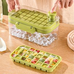 Ice Cream Tools Press Ice Box Hand-held Double Layer Square Ice Block Mould Portable Large Capacity Ice Storage Box With Cover Ice Cell 230712