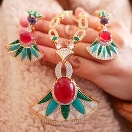 Pendant Necklaces Luxury Gold Plated Natural Shell Pearl Green Malachite Red Stone Coloured Fan-shaped Large Earrings Necklace Jewellery Set Women 230712