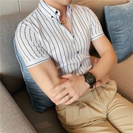 Men's Casual Shirts Classic Striped Shirt For Men Short Sleeve Slim Business Dress British Style Social Party Tuxedo Clothing 2023