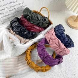 Fashion Women Headband Wide Side PU Leather Hairband Pleated Flower Headwear Solid Colour Casual Turban Hair Accessories