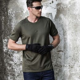 Men's T-Shirts Outdoor Tactical Crew Neck Quick Dry T-Shirt Men's Summer Hiking Breathable Microelastic Military Short Sleeve Casual Shirt L230713