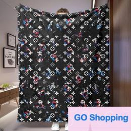 Classic Digital Printing Flannel Blanket Office Air-Conditioning Blankets Anti-Freezing and Warm Wholesale