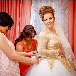 modabell Luxury White Gold Wedding Dresses Appliques Lace Beaded Ball Gowns Long Sleeved Bridal Dress Court Train Vestodo de Novia214r