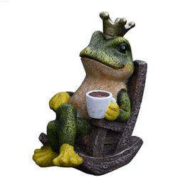 Garden Decorations Pond Housewarming Gift Lawn Outdoor Decor Garden Statues Art Big Cartoon Accessories Fun Animal Crown Frog Ornament Yard Resin L230714