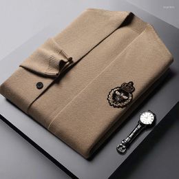 Men's Sweaters Fall Winter Cashmere Crown Embroidery Men Fashion Handsome Cardigans Mens England Style Knit Wool Male Coat