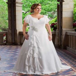 2020 Elegant Plus Size Lace up Wedding Dresses Short Sleeve V Neck Beaded Ruffles Chiffon A Line Bridal Gowns Custom Made316q