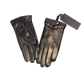 Winter Leather Five Fingers Gloves Winter Short Fleece Thickened Glove Vintage Trendy Solid Ruffled Protective Gloves