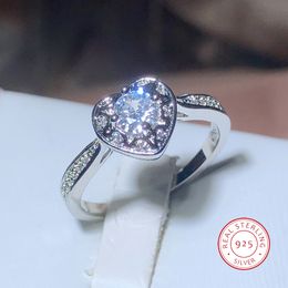 New Fashion Love Zirconia Ring Female 925 Stamp Romantic Wedding Proposal Valentine's Day Jewellery Gift