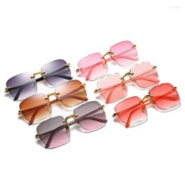 Sunglasses Luxury High Quality Women Rimless Square Brand Designer Sun Glasses Vintage Shades Female Pink Plastic Eyewear