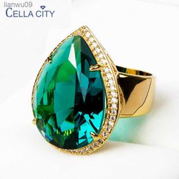 Cellacity Luxury Design Silver 925 Jewelry Gemstones Ring for Women Large Water Drop Shaped Emerald Party Banquet Female Gift L230704