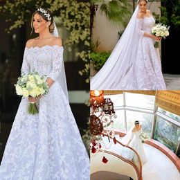 White Lace Wedding Dresses Classic Vintage Princess 3 4 Long Sleeve Off Shoulder Royal Design Bridal Gowns Sweep Trail225b