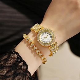 Wristwatches Womens Watch Steel Bracelet Quartz Luxury Fashion Set With Diamonds Roman Patterned Diamond Inlaid
