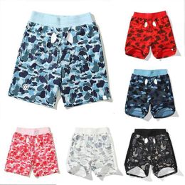 Mens Shorts Designer Shark Printing Summer Beach Pants Womens Swimwear Couples Causal Short Loose Sweatpant Camouflage Pattern Print Bape Warmth warmth