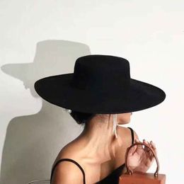 Wide Brim Hats Bucket Felt for Women Fedoras Panama Hat Jazz Wool Fedora Cap Classic Black Colour Fashion Bowler Lady party 230713