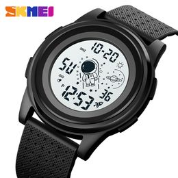 SKMEI Top Brand Sport Watches Mens Multifunctional Countdown Digital Clock 50M Waterproof Wristwatches For Male reloj hombre