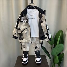 Tshirts Boys Babys Sets Fashion Jacket Letter Boy Clothing Suit Teenager Children Korean Coats Tops Pants Cotton 2 3 6 8 10 year 230713