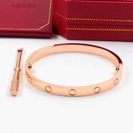 Fashion Charm Bracelet Designer for Women Bangle Bracelets Jewellery Screwdriver Ladies Ornament Wholesale 22222