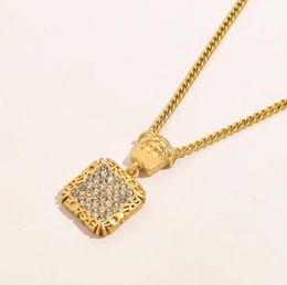 Gold Plated Brand Designer Pendants Necklaces Never Fading Stainless Steel Letter Choker Pendant Necklace Chain Jewellery Accessories Gifts