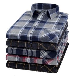 Men s T Shirts Mens Designer Clothes Plaid Flannel Casual Shirt Long Sleeve 100Cotton High quality Brand Fahison Spring Autumn Regular Blouses 230715