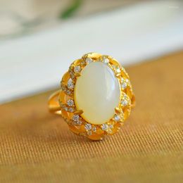 Cluster Rings Classic And Elegant For Women Natural An White Jade Crystal Flower Engagement Ring Ancient Gold Crafts Jewellery Gift