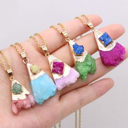 Pendant Necklaces 1PCS Natural Stone Agate Crystal Bud Gilt Edge Exquisite Party Jewellery For Women Gift 18x38x12mm