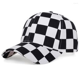 Ball Caps Fashion Women Men Black And White Plaid Baseball Cap Harajuku Hip Hop Outdoor Sun Hat Adjustable Couple Trucker Dad Hats