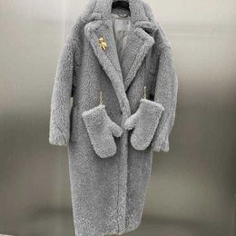 Luxury Wool Teddy Coat Max Designer Cardigan Jacket Winter Fashion Warm Woolen Coats Long Windbreaker American Women Clothing usa size