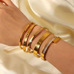 Strand Stainless Steel PVD 18K Gold Plated Tarnish Waterproof Simply Zircon Solid Bangles For Woman Jewellery Wholesale Trendy INS