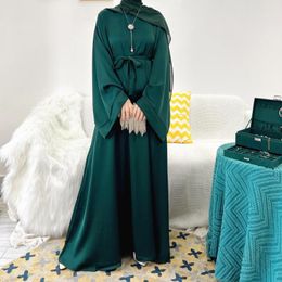 Ethnic Clothing Elegant Women Dress Middle East Dubai Solid Colour Satin Maxi Muslim Gowns Long Sleeves Sash Vestidos Musulmanes Kaftan